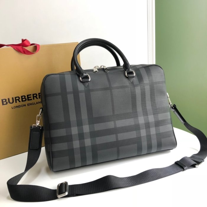 2020SS新作 Burberry バーバリー メンズ ハンドバックスーパーコピー