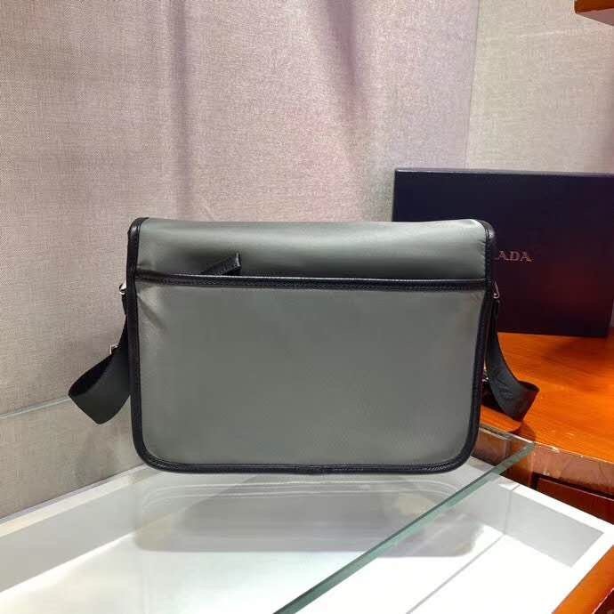 2021SS新作 メンズ Prada プラダショルダーバッグスーパーコピー