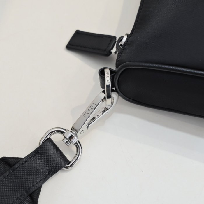 202105SS新作 Prada プラダ メンズ ショルダーバックスーパーコピー