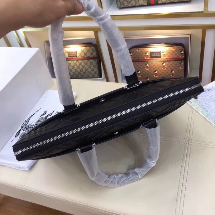 2021SS新作 Burberry バーバリー メンズ ハンドバックスーパーコピー