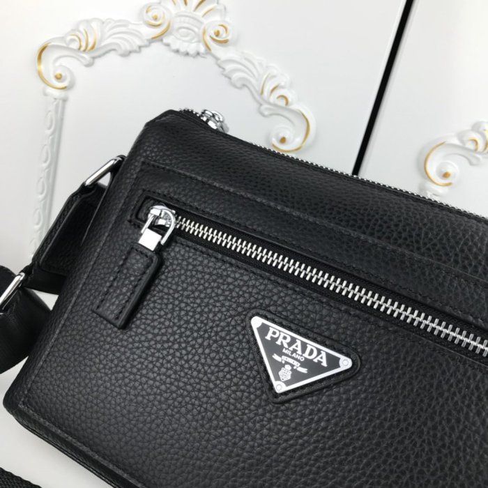 2021SS新作 メンズ Prada プラダショルダーバッグスーパーコピー