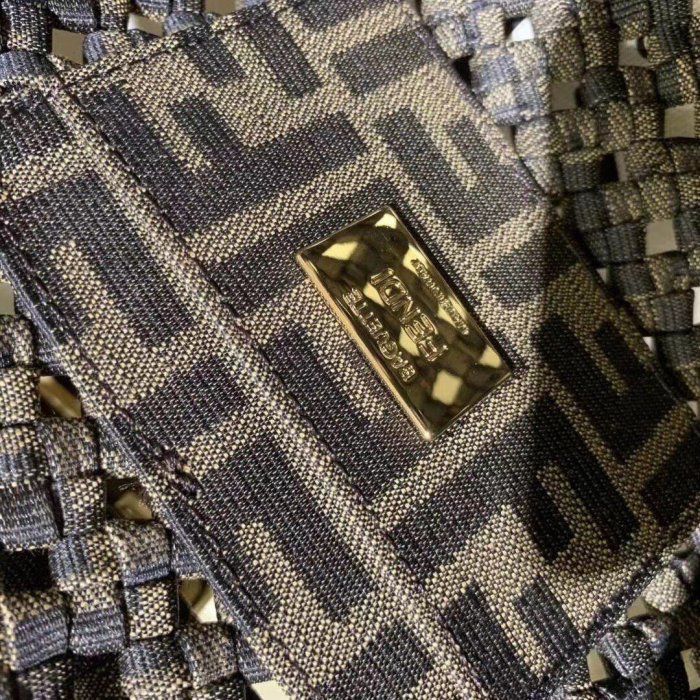 2020SS新作 FENDI フェンディ レディース ショルダーバック スーパーコピー