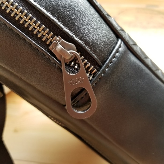 2020SS新作 Bottega Veneta ボッテガヴェネタ ショルダーバッグスーパーコピー