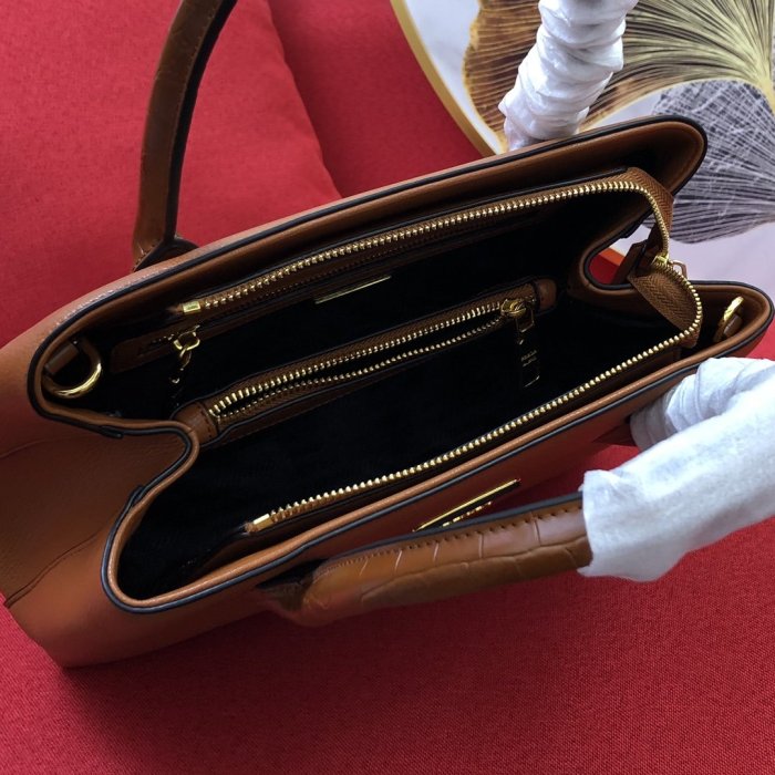 2021SS新作 Prada プラダ レディースハンドバックスーパーコピー