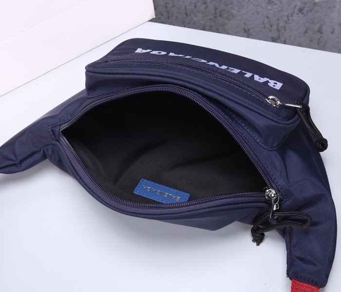 2020SS新作 Balenciaga バレンシアガ メンズ ショルダーバック スーパーコピー