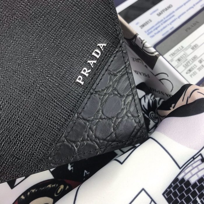 2020SSプラダ PRADA新作通販短財布スーパーコピー