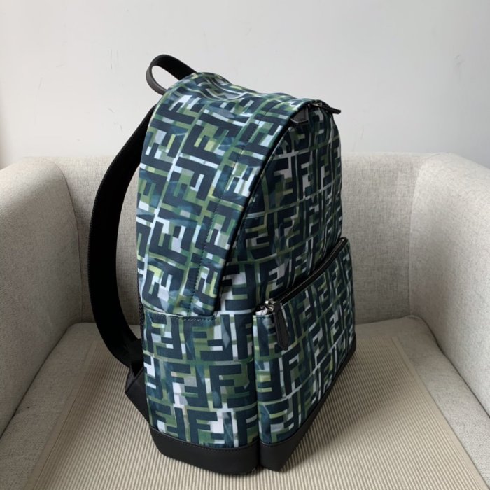 2020SS新作 FENDI フェンディ リュックバック スーパーコピー