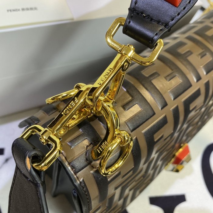 2020SS新作 FENDI フェンディ レディース ショルダーバック スーパーコピー