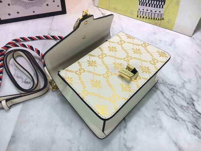 2021SS新作Gucci グッチ レディースショルダーバッグスーパーコピー