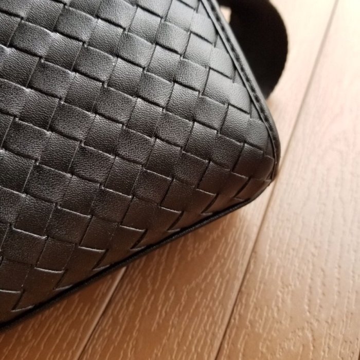 2020SS新作 Bottega Veneta ボッテガヴェネタ ショルダーバック スーパーコピー