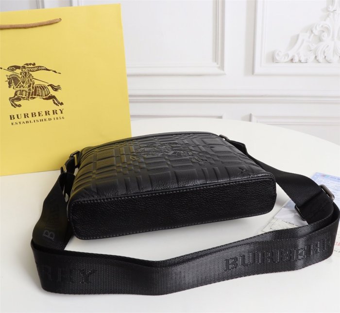 2020SS新作 Burberry バーバリー メンズ ショルダーバック スーパーコピー