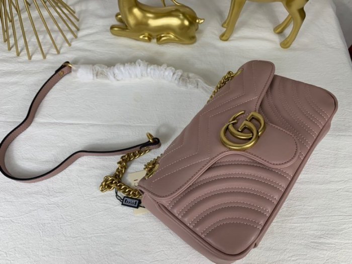 2021SS新作Gucci グッチ レディースショルダーバッグスーパーコピー