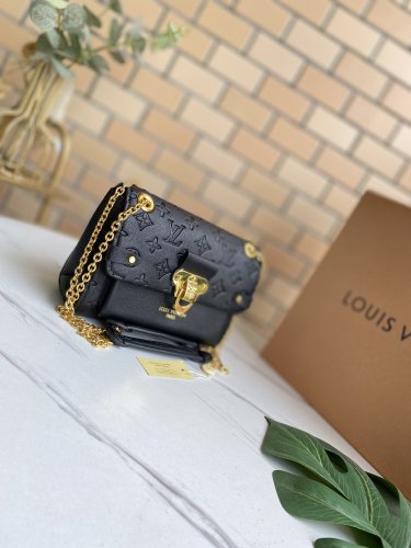 202103新作 Louis Vuitton ルイヴィトン ショルダーバッグスーパーコピー