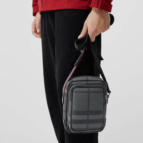 202103SS新作 Burberry バーバリー メンズ ショルダーバック スーパーコピー