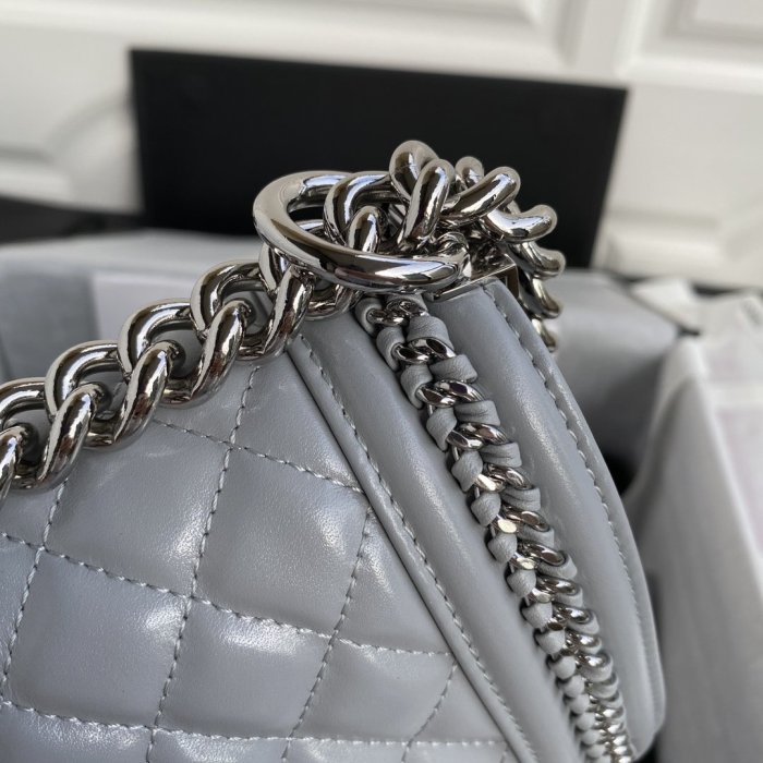 2020SS新作 シャネル Chanel ショルダーバック スーパーコピー