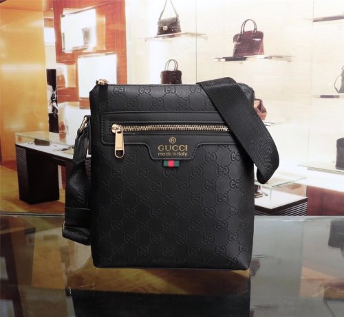 2020SS新作 Gucci グッチ メンズ ショルダーバックスーパーコピー
