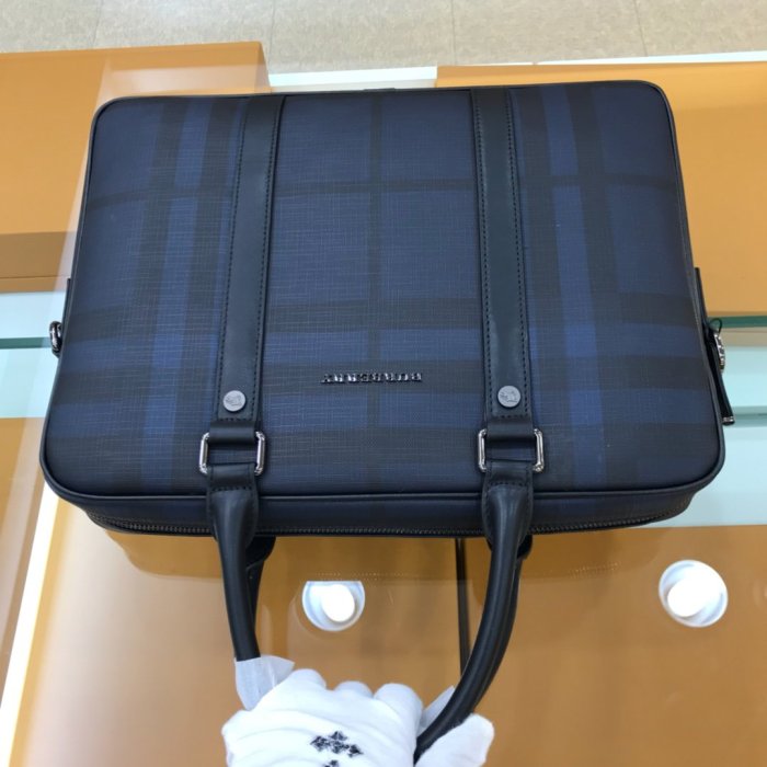 2021SS新作 Burberry バーバリー メンズ ハンドバックスーパーコピー