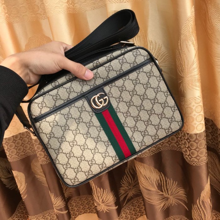 2020SS新作 Gucci グッチ メンズ ショルダーバックスーパーコピー