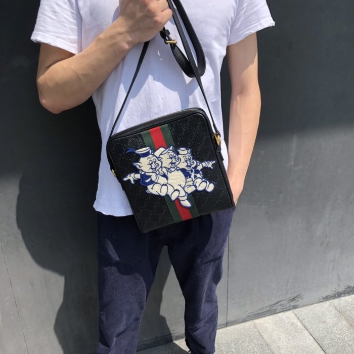 2020SS新作 Gucci グッチ メンズ ショルダーバックスーパーコピー
