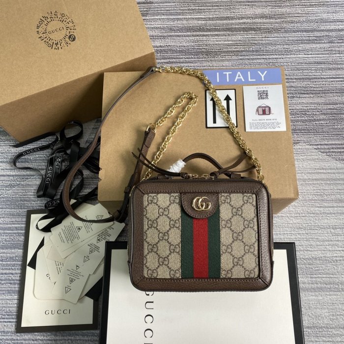 2021SS新作Gucci グッチ レディースショルダーバッグスーパーコピー