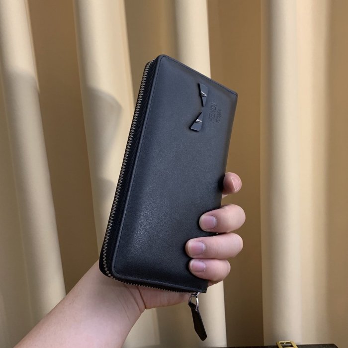 2020SSフェンディ FENDI 新作通販長財布 スーパーコピー