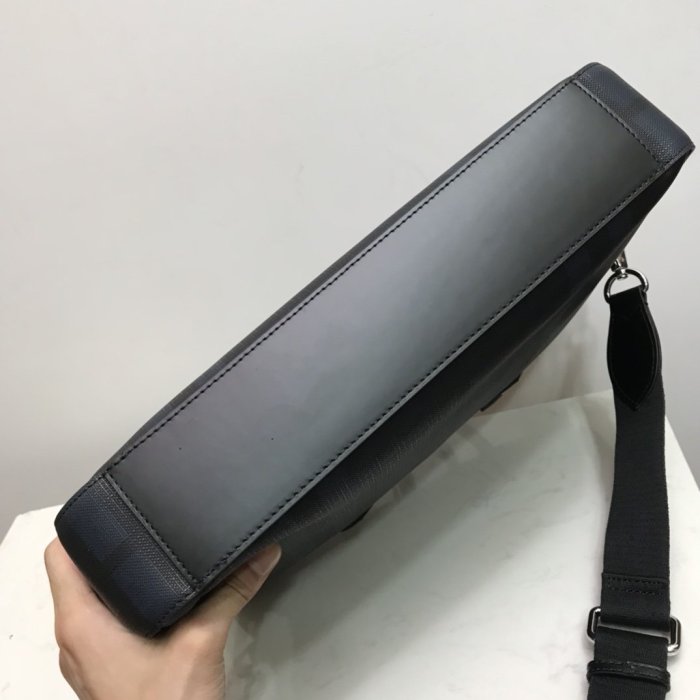 2020SS新作 Burberry バーバリー メンズ ハンドバックスーパーコピー