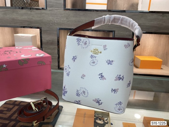 202106SS新作 Coach コーチ レディース ハンドバックスーパーコピー