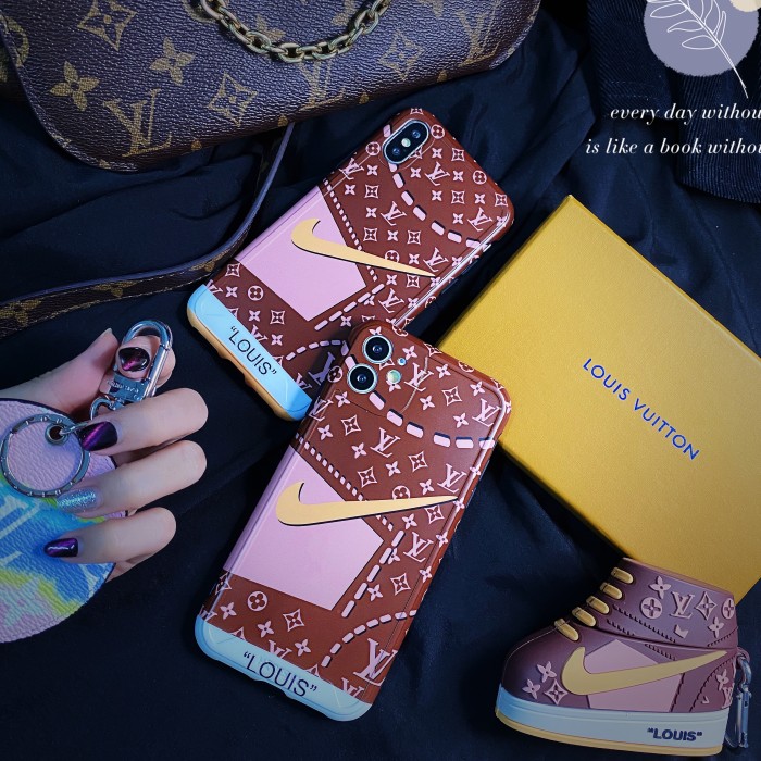 ルイヴィトン/Louis Vuitton ケース最新全機種11 Pro/11/Xs Max/Xr/XS/iPhone7/7P/8/8P/ 2色