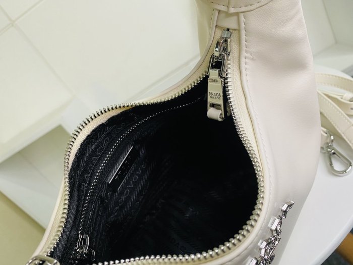 2021SS新作 Prada プラダ レディース ショルダーバックスーパーコピー