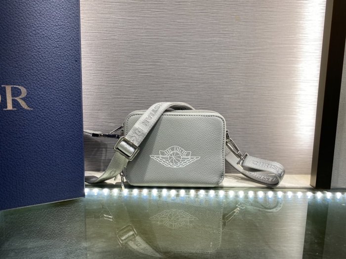 202103SS新作 Dior ディオール メンズ ハンドバックスーパーコピー