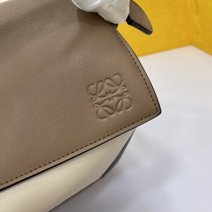 202106SS新作 LOEWE ロエベ レディース ショルダーバッグスーパーコピー