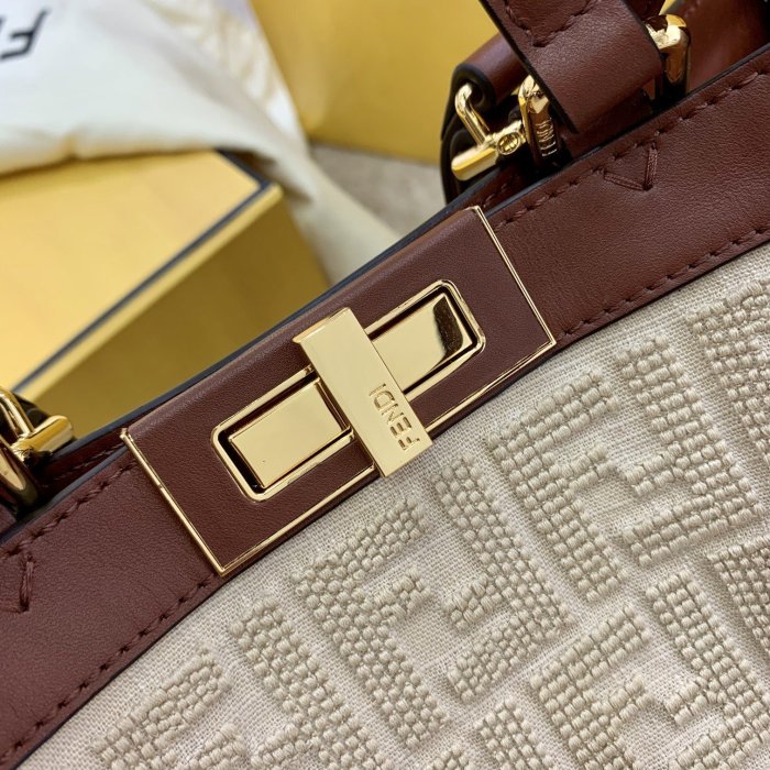 202103SS新作 FENDI フェンディ レディースショルダーバックスーパーコピー