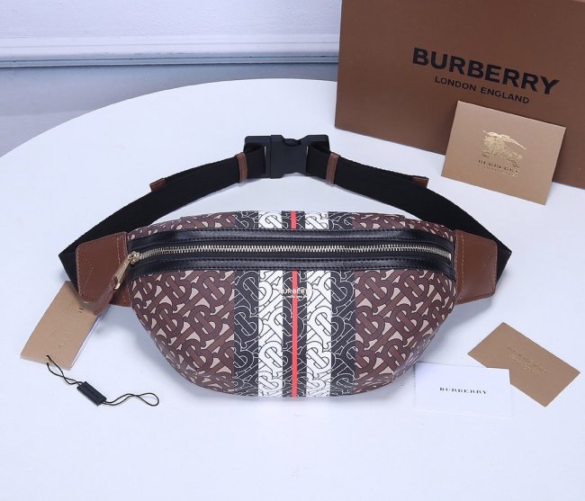 202103SS新作 Burberry バーバリー メンズ ショルダーバック スーパーコピー