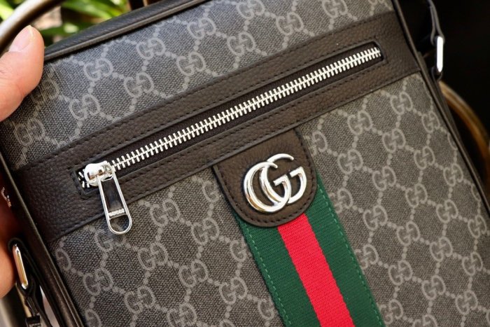 2020SS新作 Gucci グッチ メンズ ショルダーバックスーパーコピー