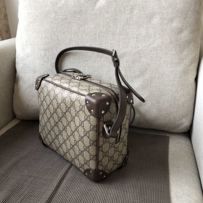 2020SS新作 Gucci グッチ メンズ ショルダーバックスーパーコピー