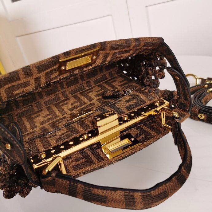 2020SS新作 FENDI フェンディ レディース ショルダーバック スーパーコピー