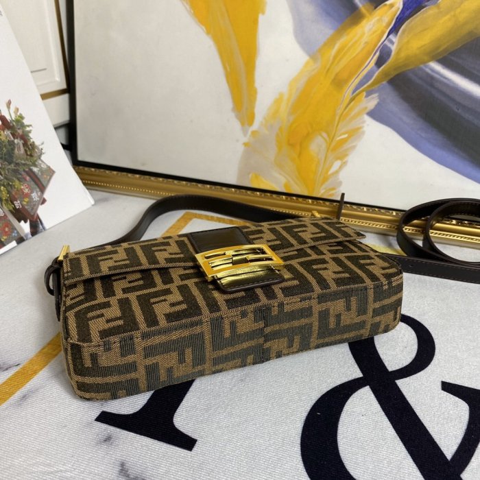 2020SS新作 FENDI フェンディ レディース ショルダーバック スーパーコピー