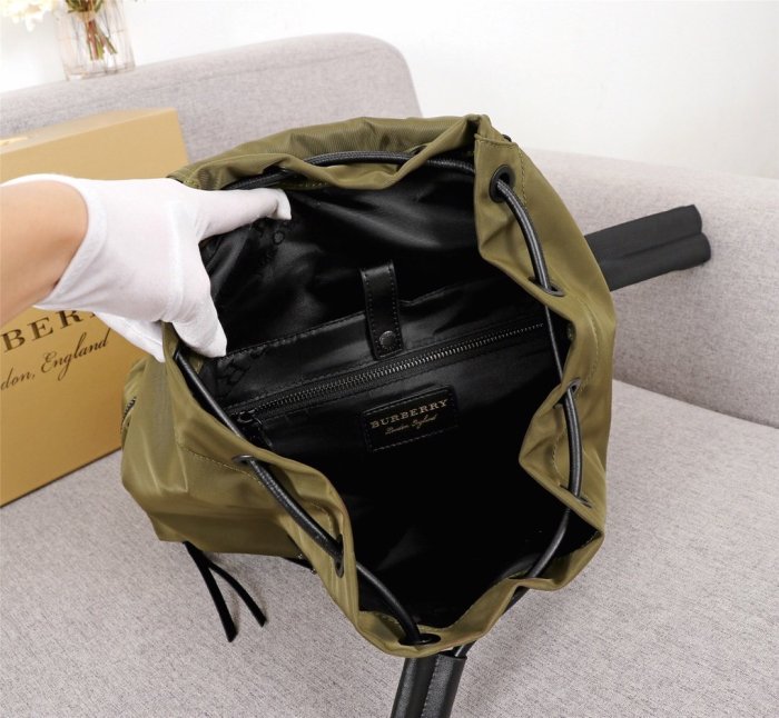 202103SS新作 Burberry バーバリー メンズリュックバックスーパーコピー