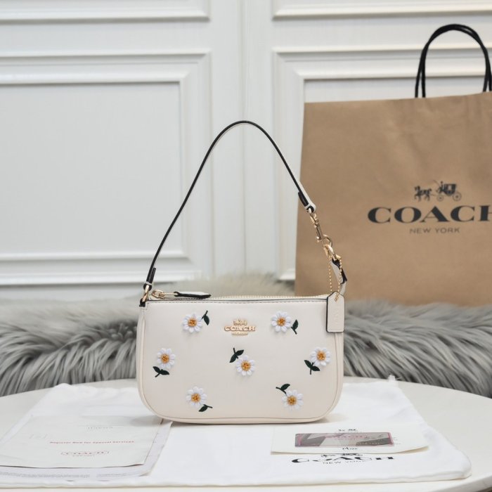 202106SS新作 Coach コーチ レディース ハンドバックスーパーコピー