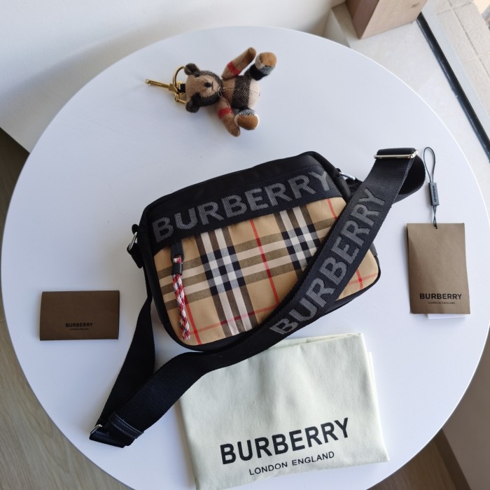 202103SS新作 Burberry バーバリー メンズ ショルダーバック スーパーコピー