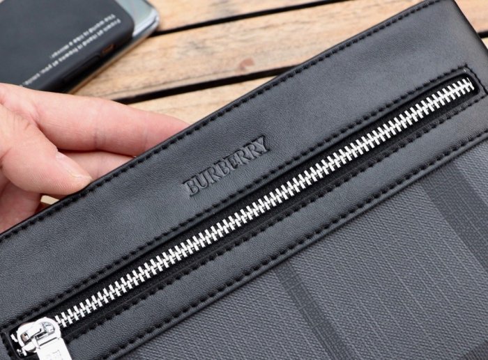 2020SS新作 Burberry バーバリー メンズ ショルダーバック スーパーコピー