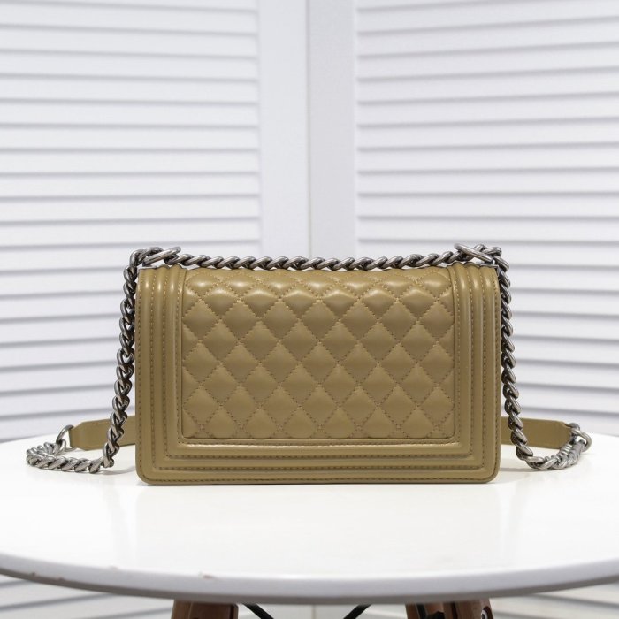 2021SS新作 シャネル Chanel ショルダーバック スーパーコピー