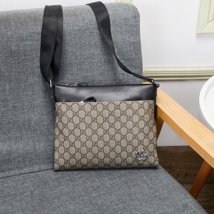2020SS新作 Gucci グッチ メンズ ショルダーバックスーパーコピー