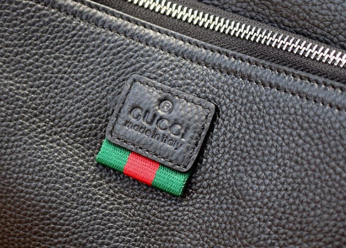 202103SS新作 Gucci グッチ メンズ ショルダーバックスーパーコピー