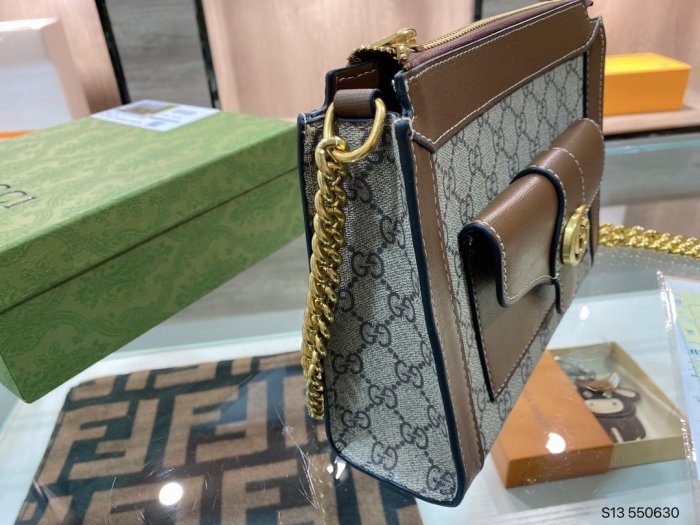 202103SS新作Gucci グッチ レディースショルダーバッグスーパーコピー