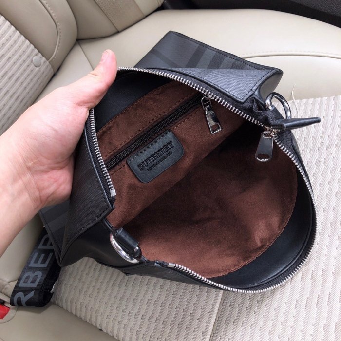 2020SS新作 Burberry バーバリー メンズ ショルダーバック スーパーコピー