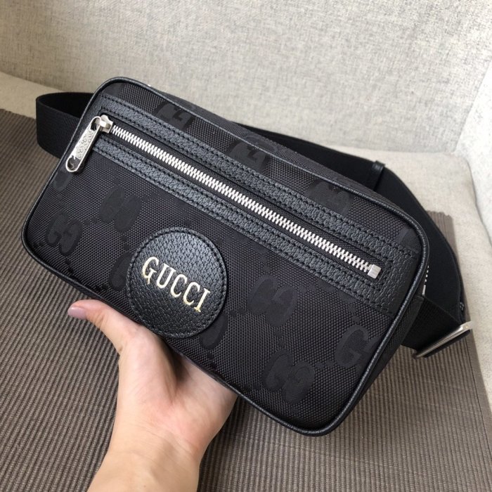 2021SS新作 Gucci グッチ メンズ ショルダーバックスーパーコピー