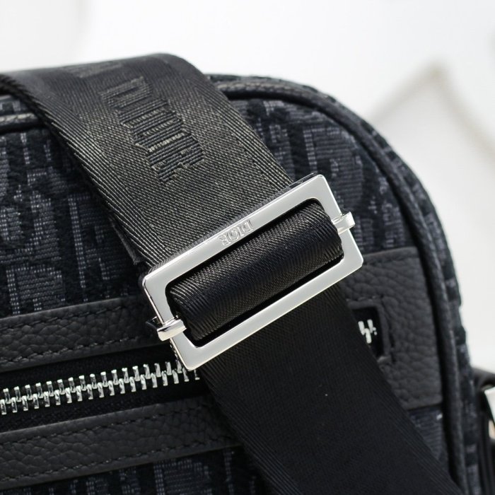 2021SS新作 Dior ディオール メンズ ショルダーバック スーパーコピー