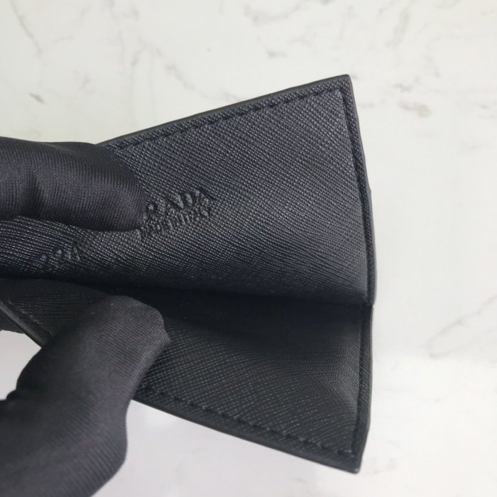 2020SSプラダ PRADA新作通販短財布スーパーコピー