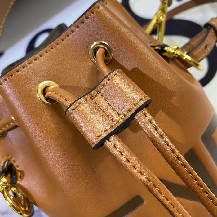 2020SS新作 FENDI フェンディ レディース ショルダーバック スーパーコピー